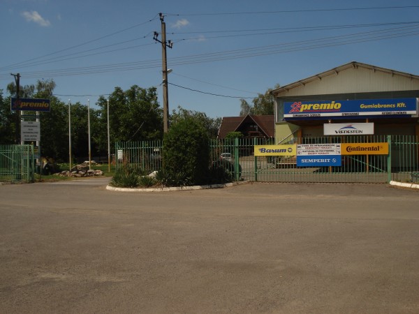 Premio Gumiabroncs Kft.